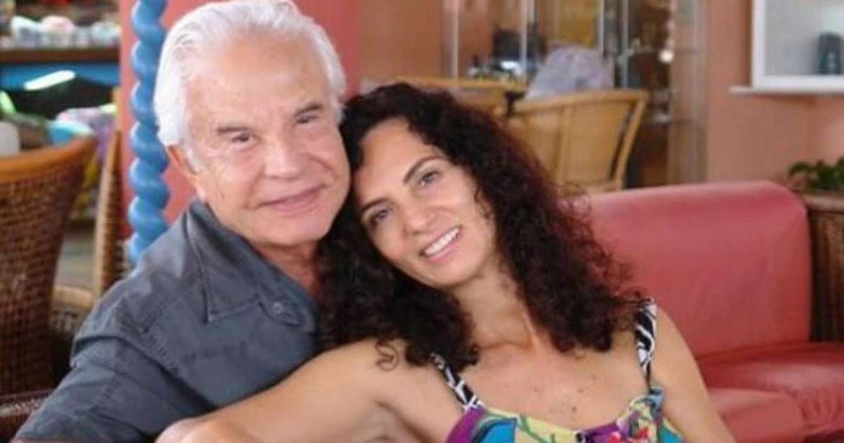 Relembre como Cid Moreira conheceu a esposa: 'Era repórter da CARAS'