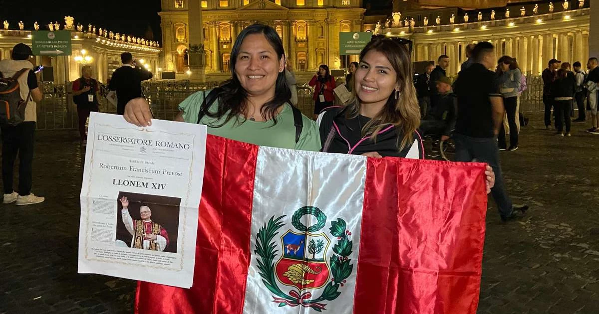 'Para nós é como ganhar a Copa do Mundo': a reação de peruanos no Vaticano após escolha do papa Leão 14