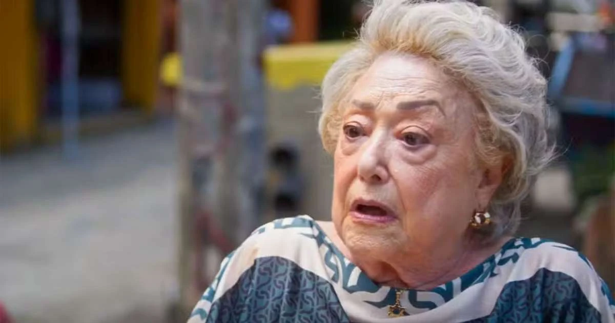Vilã? Rosa dá golpe no filho e o expulsa da empresa em 'Dona de Mim'