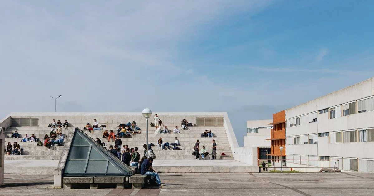 Estudante brasileira teme que medidas anti-imigração em Portugal atinjam universidades: 'Não é distante'