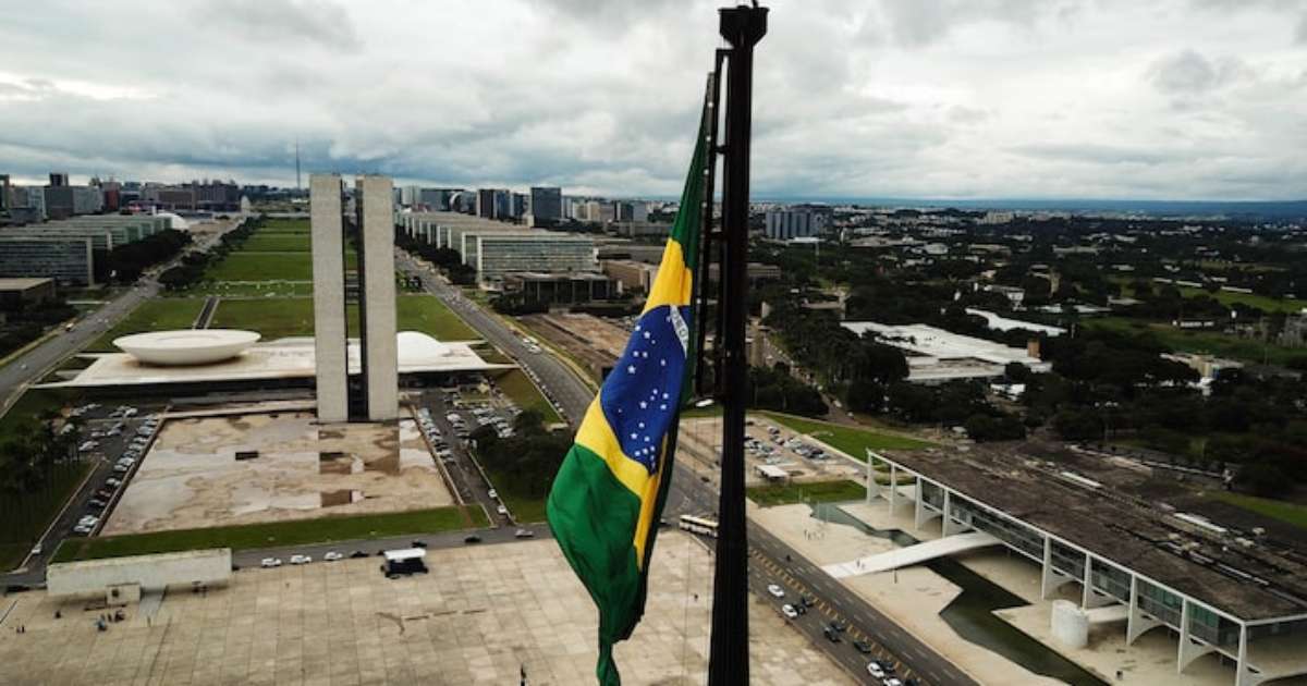 Projeto que salva emendas do orçamento secreto é inconstitucional, dizem consultores da Câmara