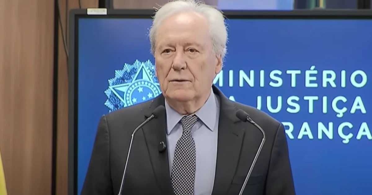 Metanol em bebidas pode ser sobra de esquema devendado na operação Carbono Oculto, diz ministro