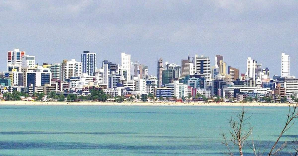 João Pessoa desponta no turismo e tem boom imobiliário