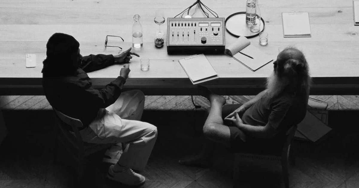 Jay-Z senta com Rick Rubin para explorar processos criativos