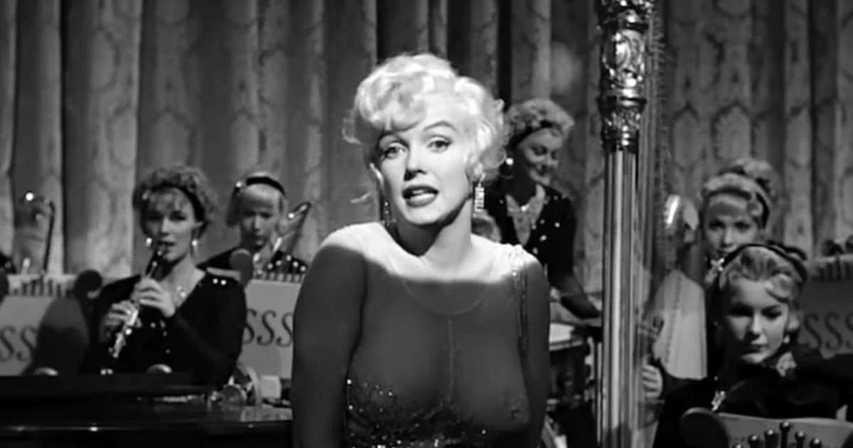 Marilyn Monroe colaborou com imprensa para expor o próprio escândalo de fotos nuas, diz historiador