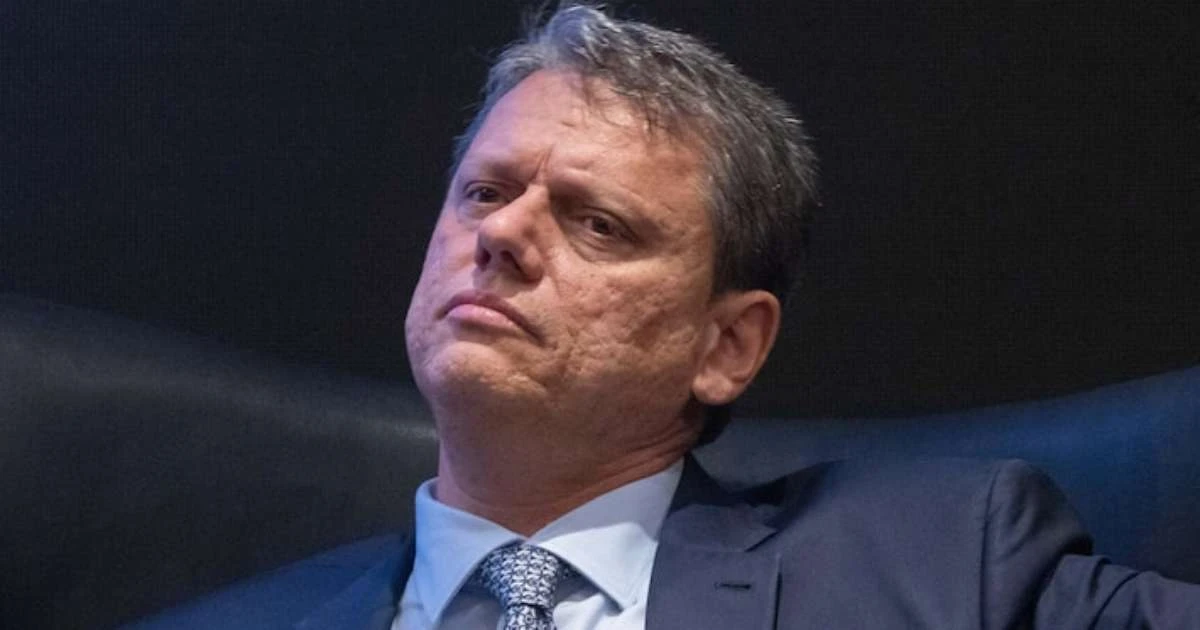 Procedimento de Tarcisio termina sem intercorrências e governador receberá alta ainda neste domingo