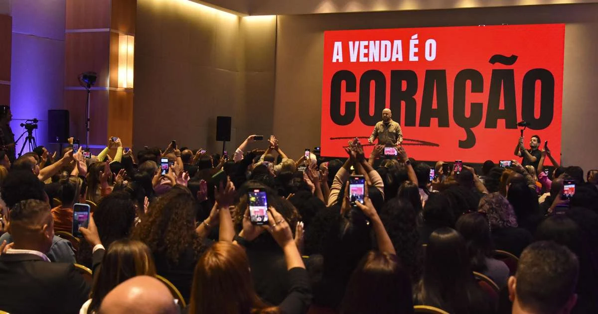 Empresas ampliam investimentos em treinamento de vendas