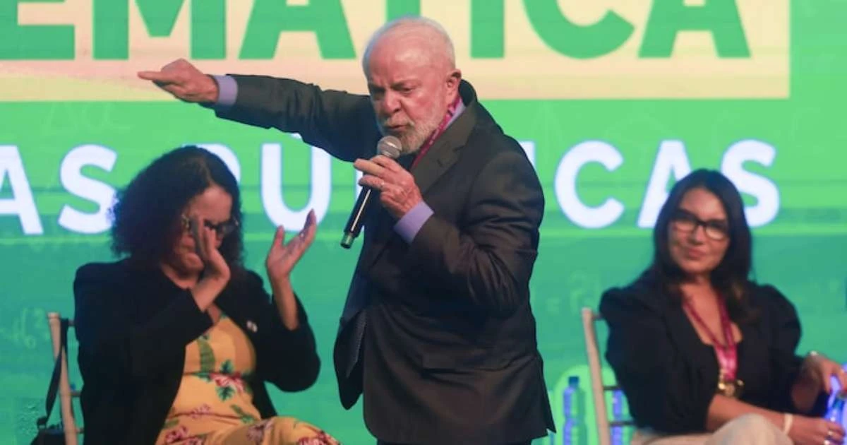 Lula diz que cientistas brasileiros precisam 'criar vergonha' e desenvolver uma IA