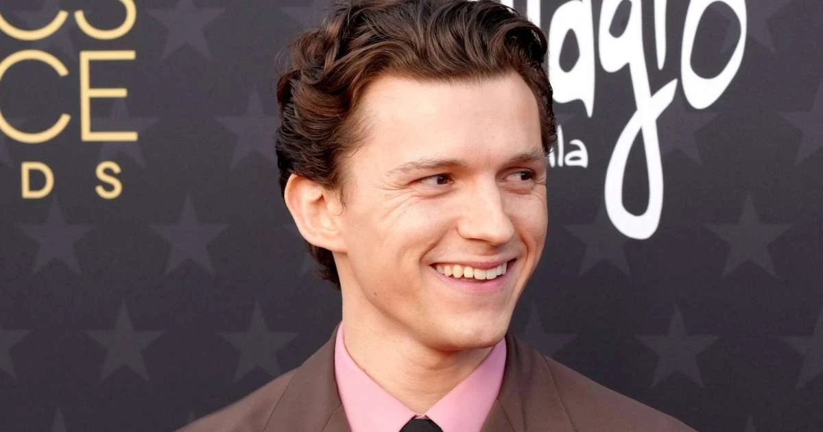 Tom Holland celebra 'A Odisseia' de Nolan como o papel de sua vida