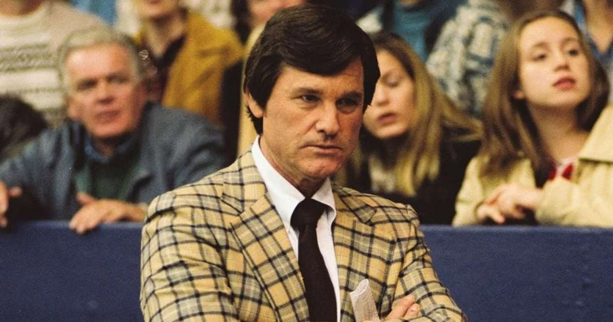 O motivo passional que fez Kurt Russell ignorar seus colegas de elenco neste clássico dos anos 2000