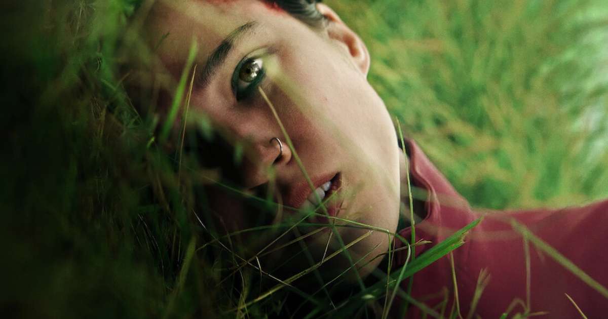 Mulher é drogada por serial killer no trailer de 