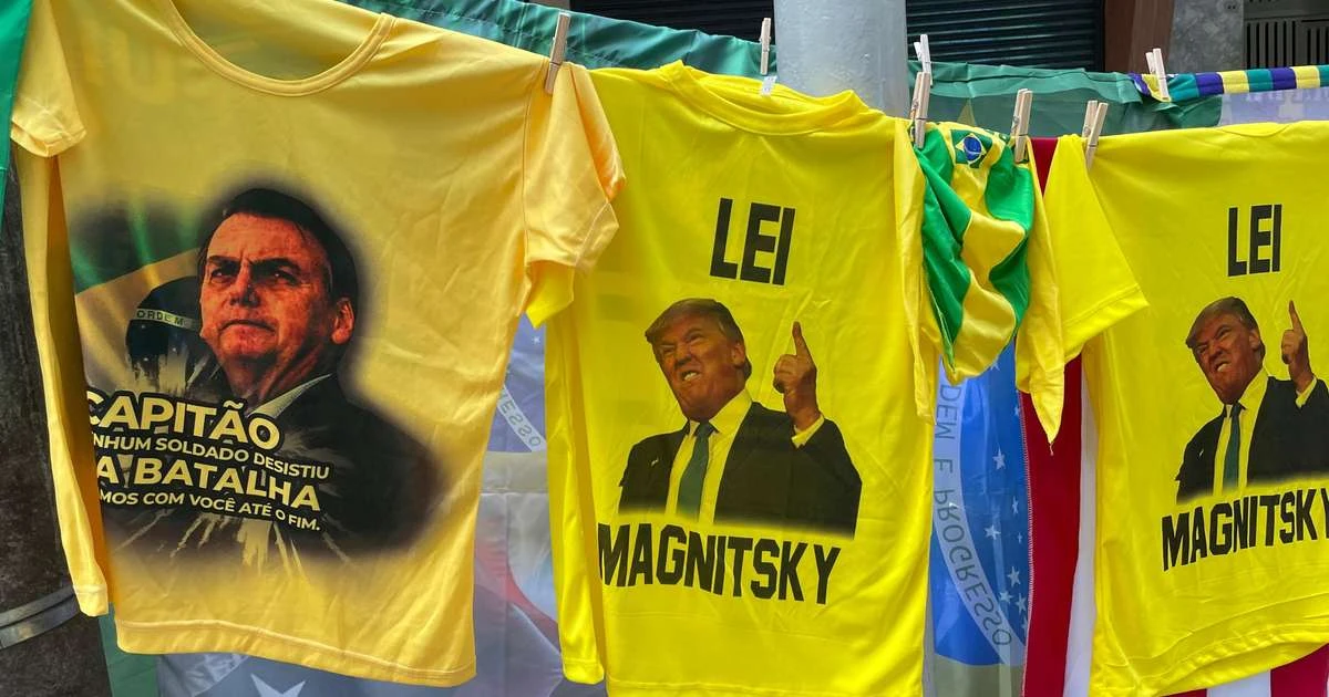 Camisa de Trump e Lei Magnitsky faz sucesso em manifestação bolsonarista no RJ