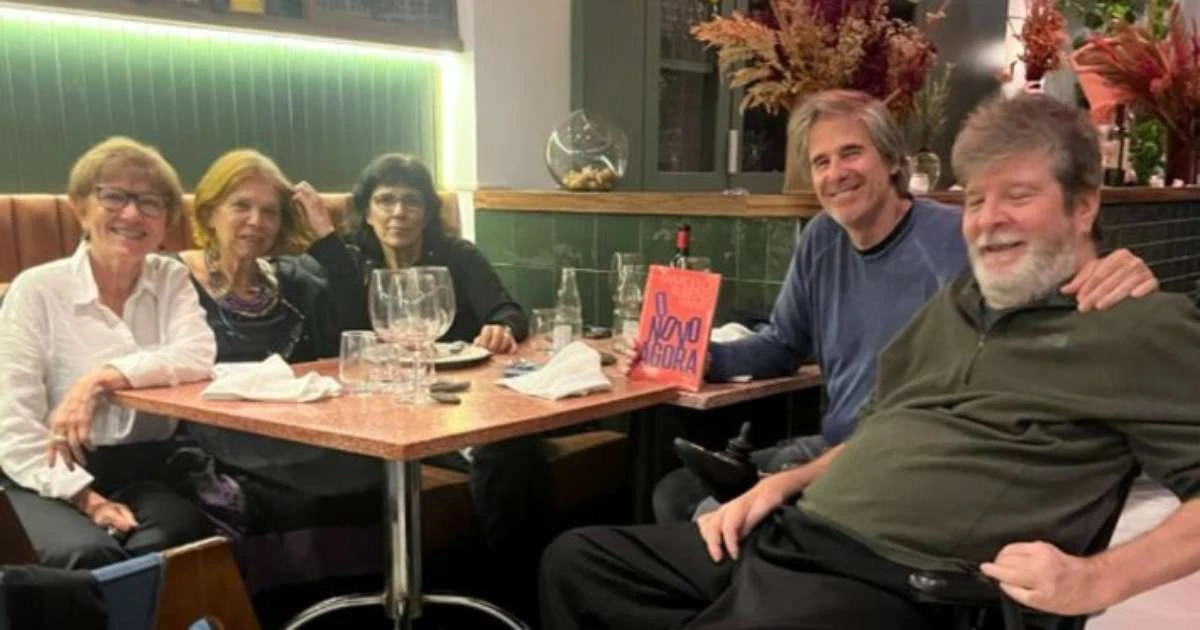 Walter Salles e filhos de Eunice Paiva se reúnem para 'fazer planos'; veja foto