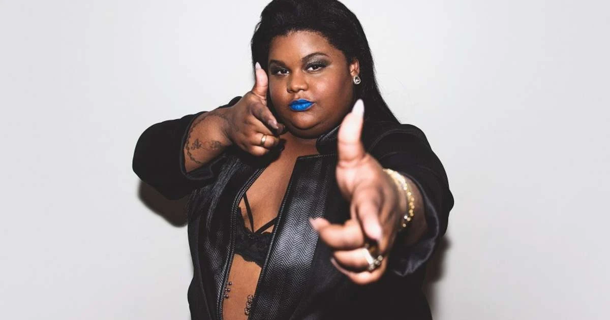 MC Carol mostra resultado de cirurgia estética após perder quase 70 kg