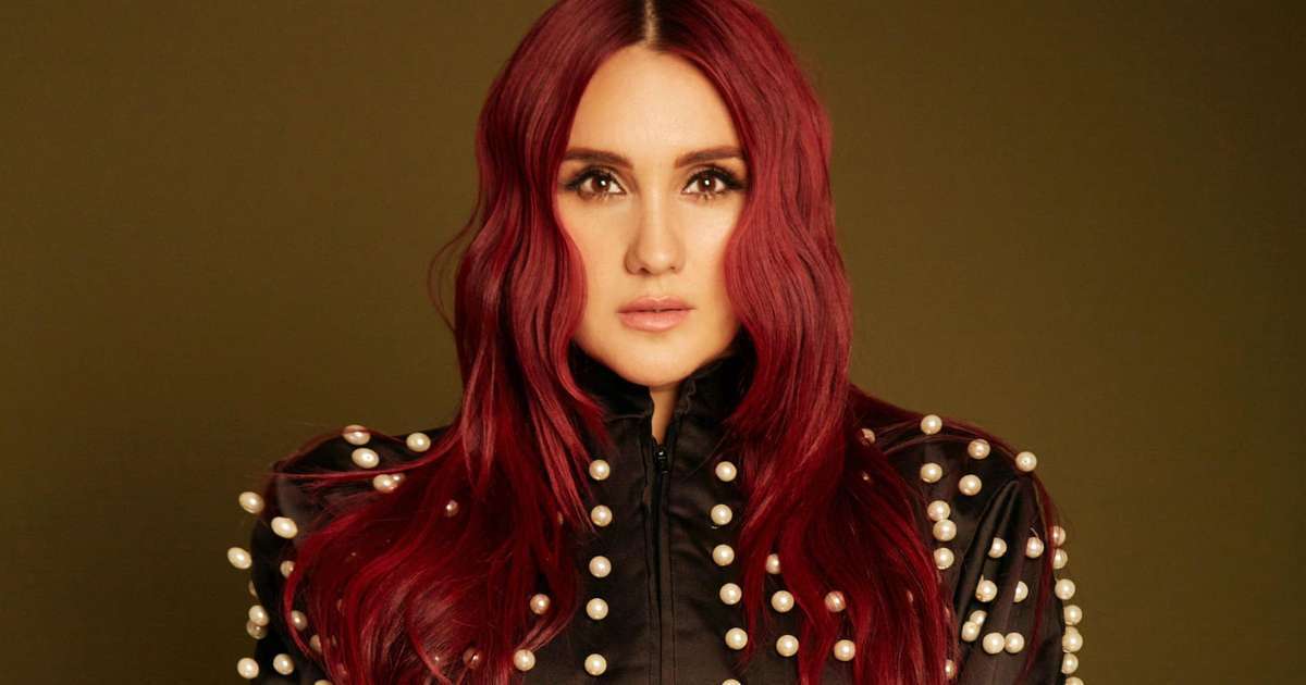 De volta à carreira solo, Dulce Maria anuncia single com cantor espanhol: 