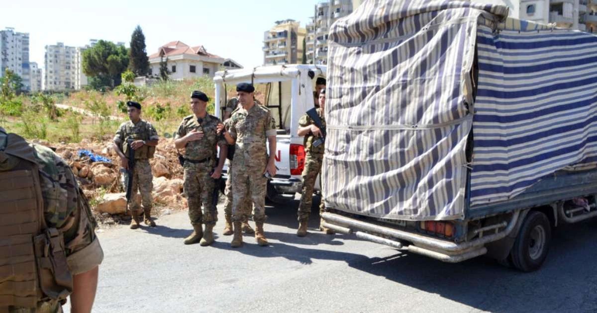 OLP inicia desarmamento em maior campo de refugiados do Líbano