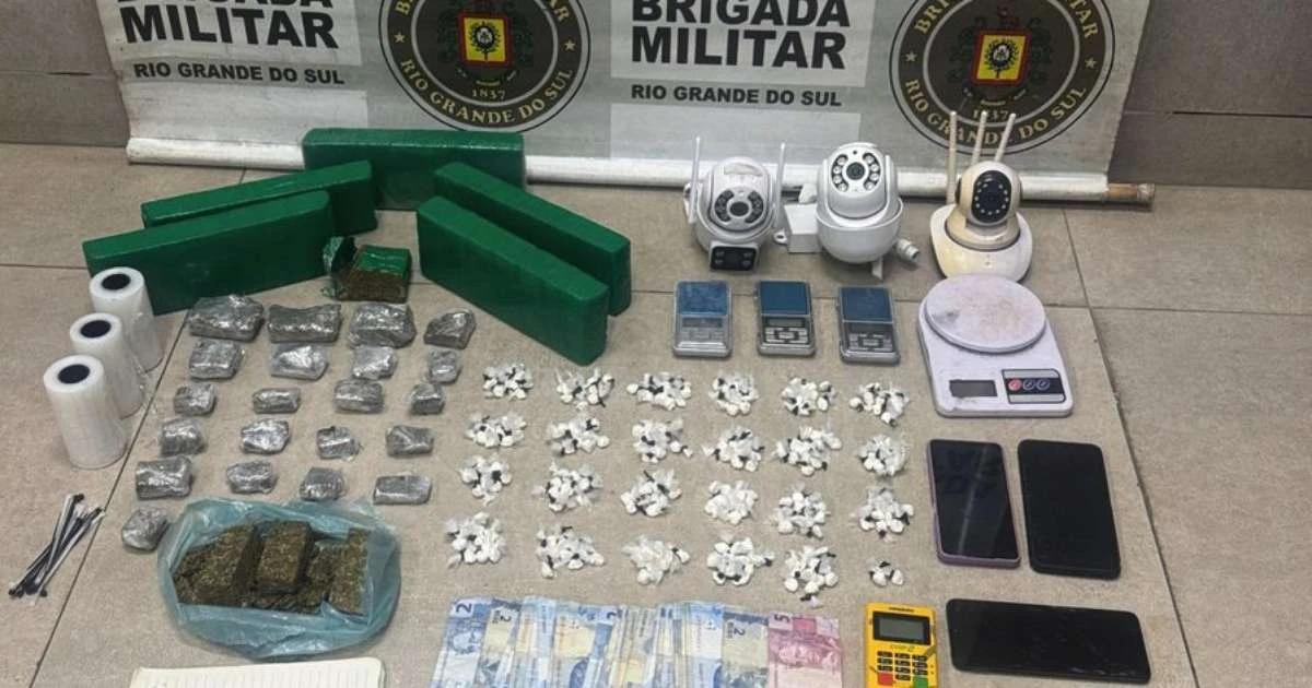 Maconha, cocaína e câmeras: O que a BM encontrou em casa monitorada em Capão da Canoa