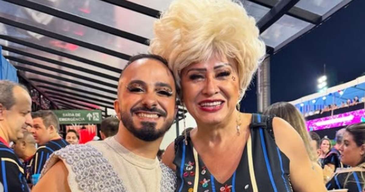 Camarote de bar famoso transmite o Carnaval de SP com celebridades