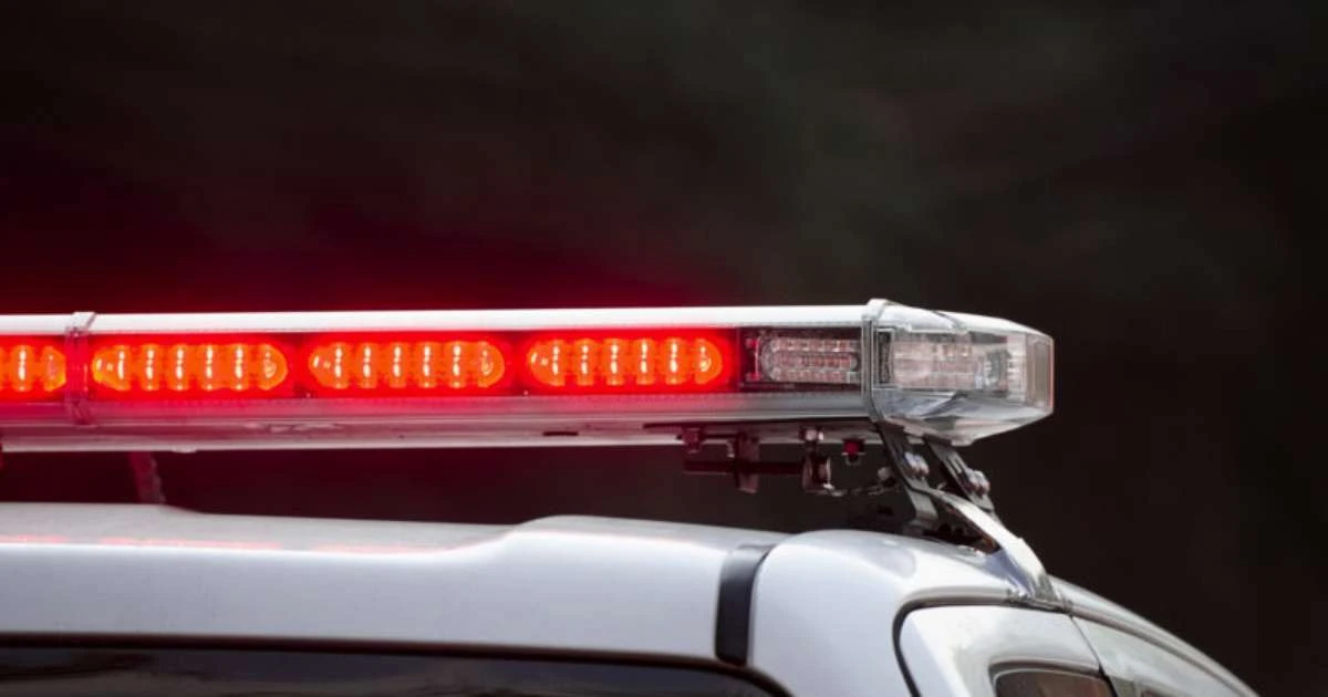 Homem é morto a tiros e mulher fica ferida dentro de casa em Santa Maria