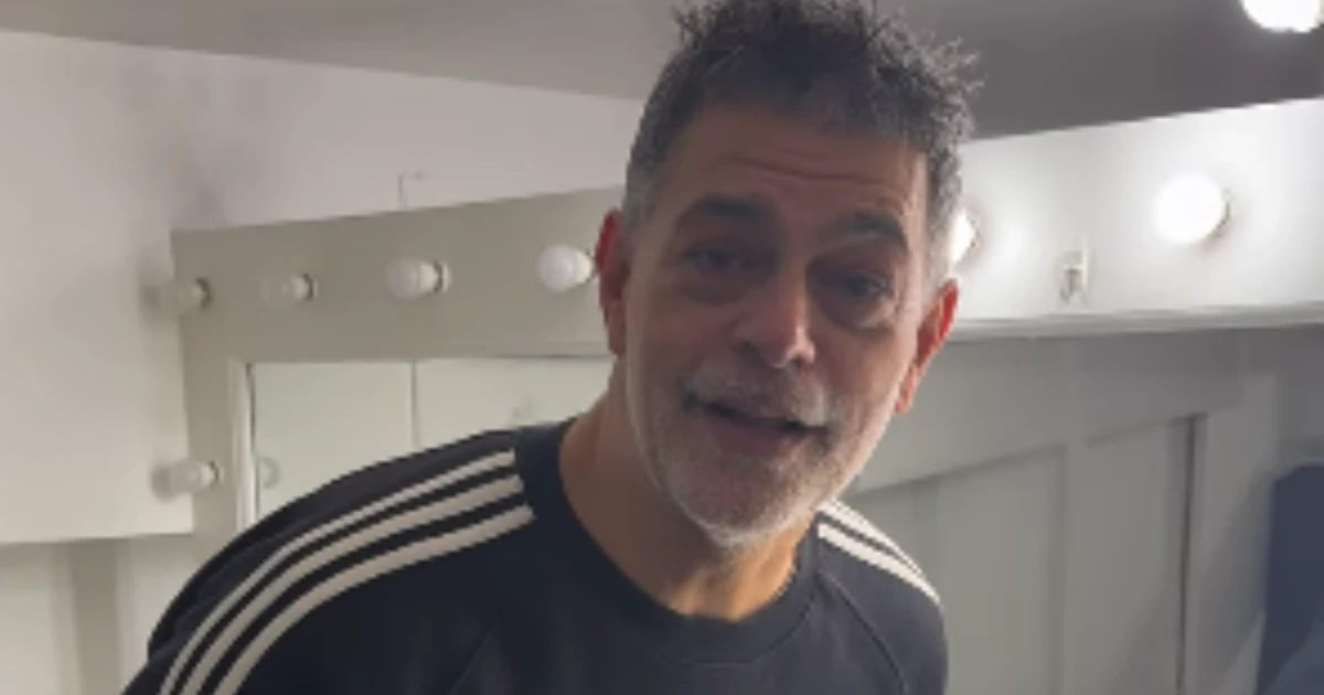 Eduardo Moscovis confessa uso excessivo de bebidas e drogas: 'Achava que ia morrer'