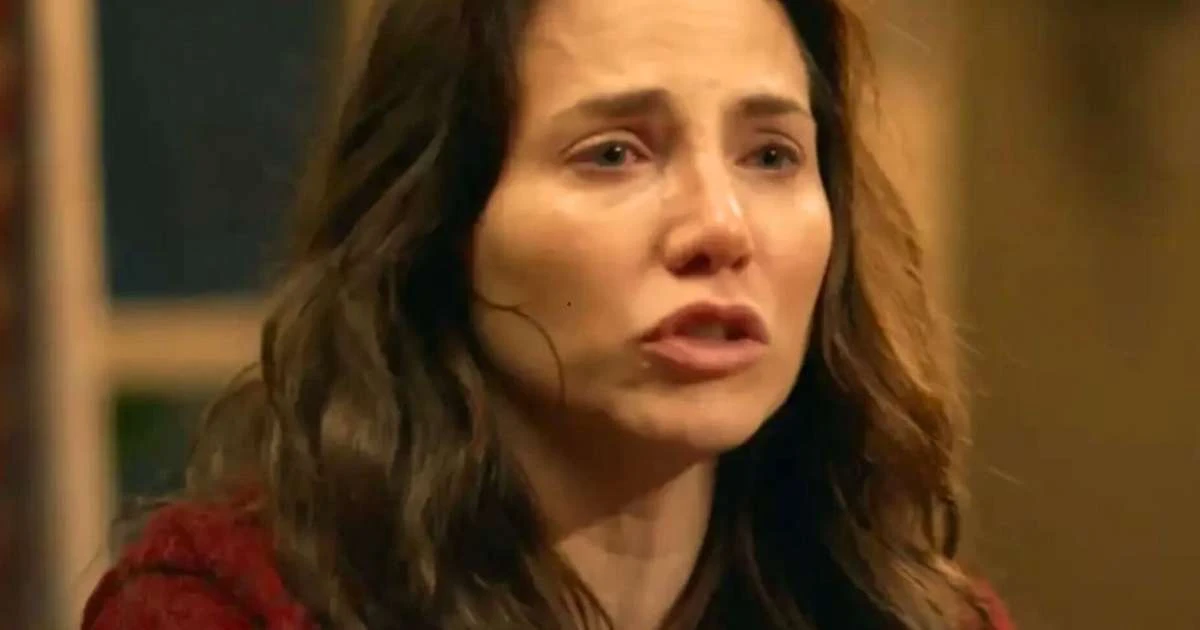 Só rezando, Adriana! 6 pessoas perversas entram em ação após a morte de Arthur Brandão em 'Quem Ama Cuida' e só provam que a fisioterapeuta está mais ferrada do que imagina