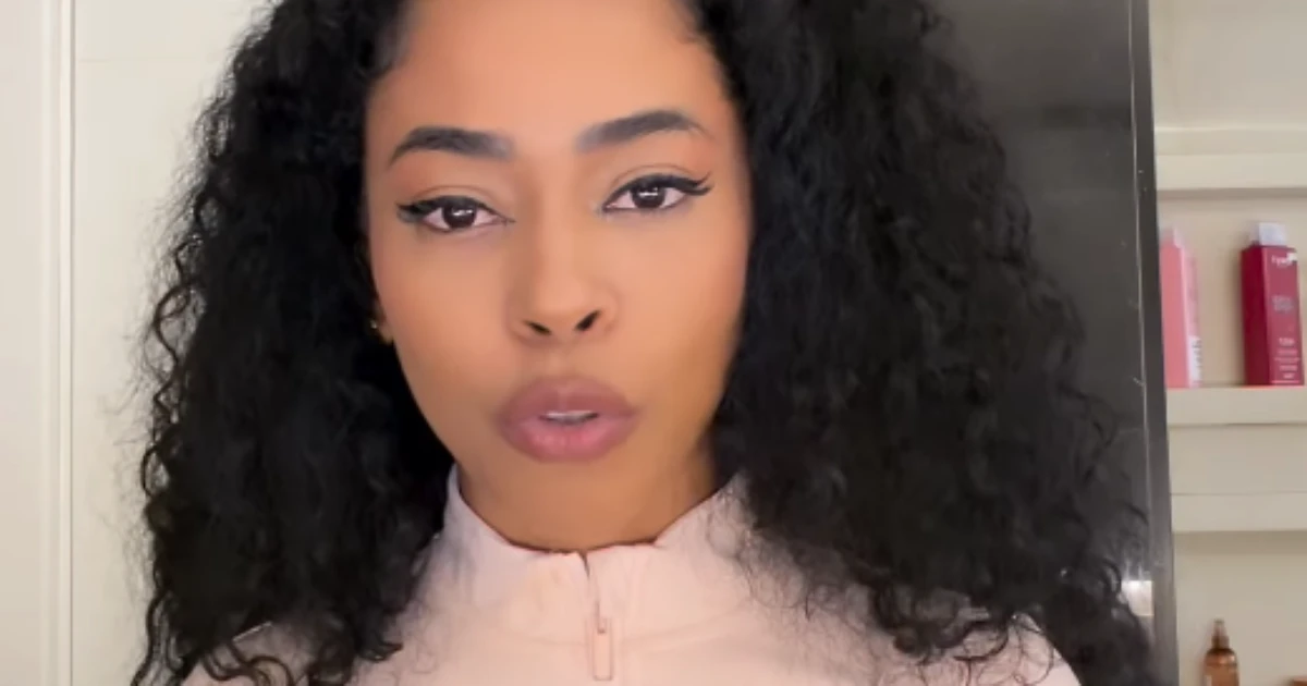 Lorena Maria chora ao falar sobre abuso na infância, mas mãe nega