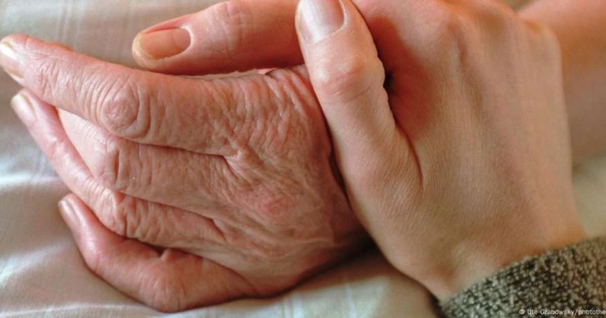 Doulas do fim da vida: o trabalho de quem acompanha a morte