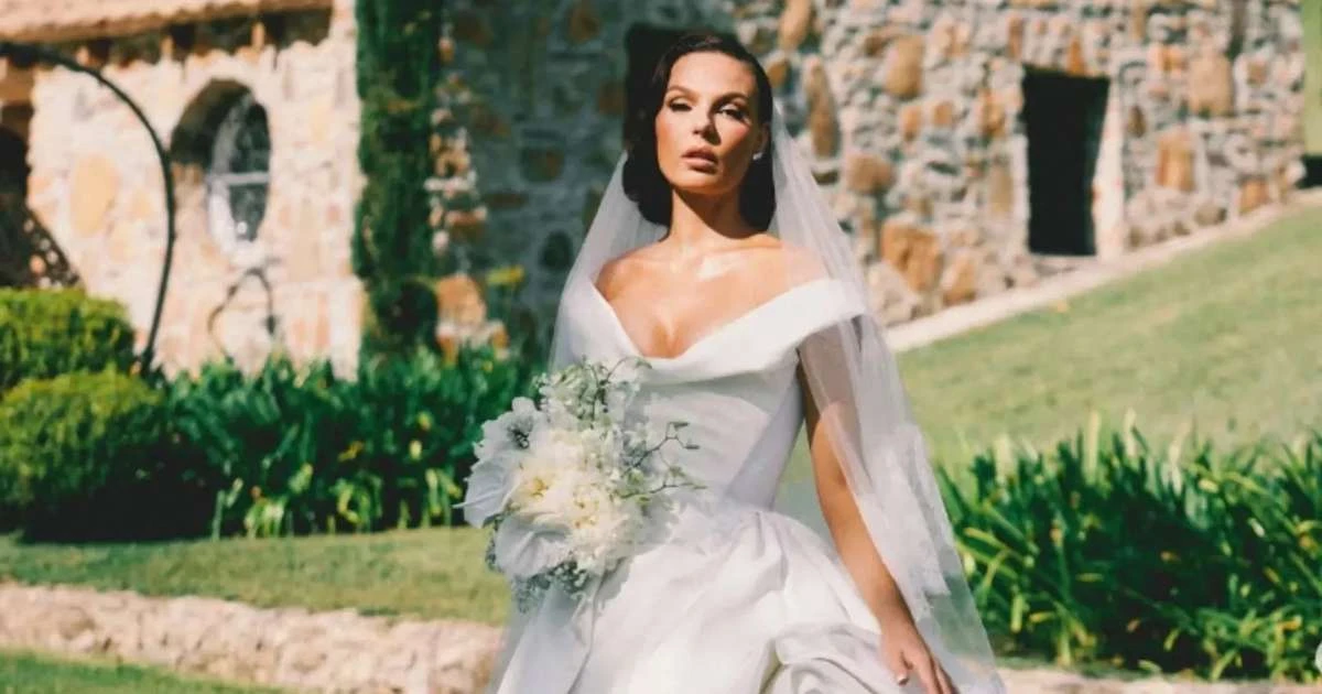 Quem pegou o buquê no casamento de Isis Valverde? Veja os detalhes