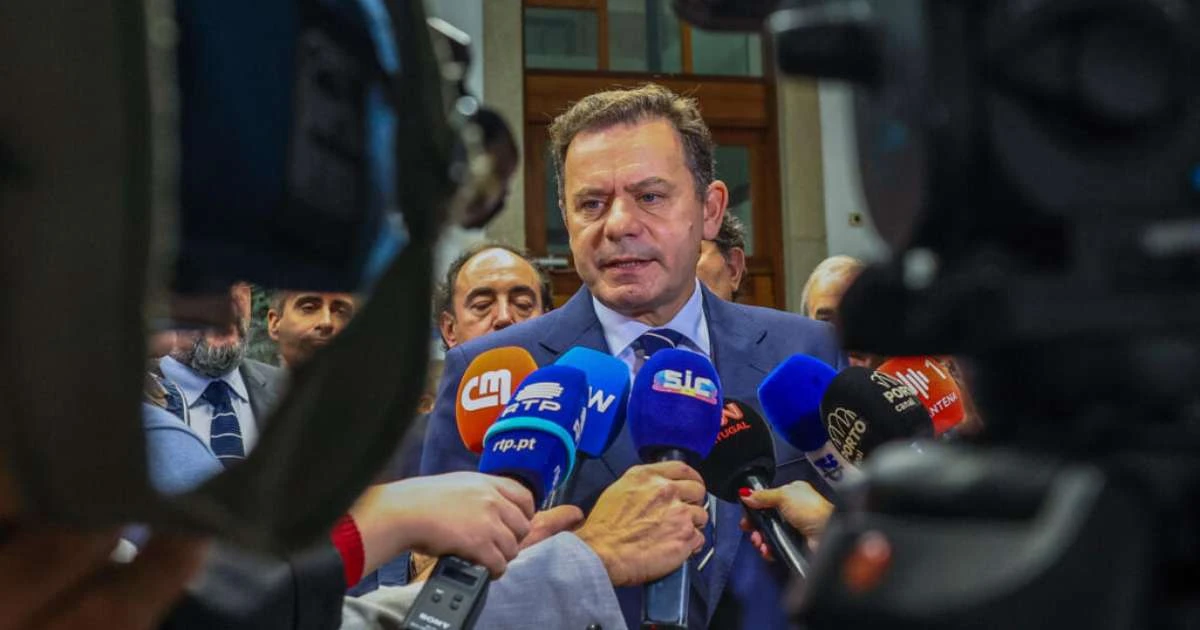 Portugal começa campanha eleitoral para parlamento em meio a questões de imigrantes e PIB