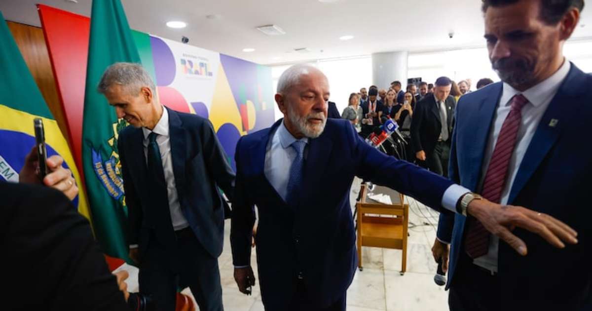 Lula planeja até duas viagens semanais pelo País para tentar reverter popularidade baixa