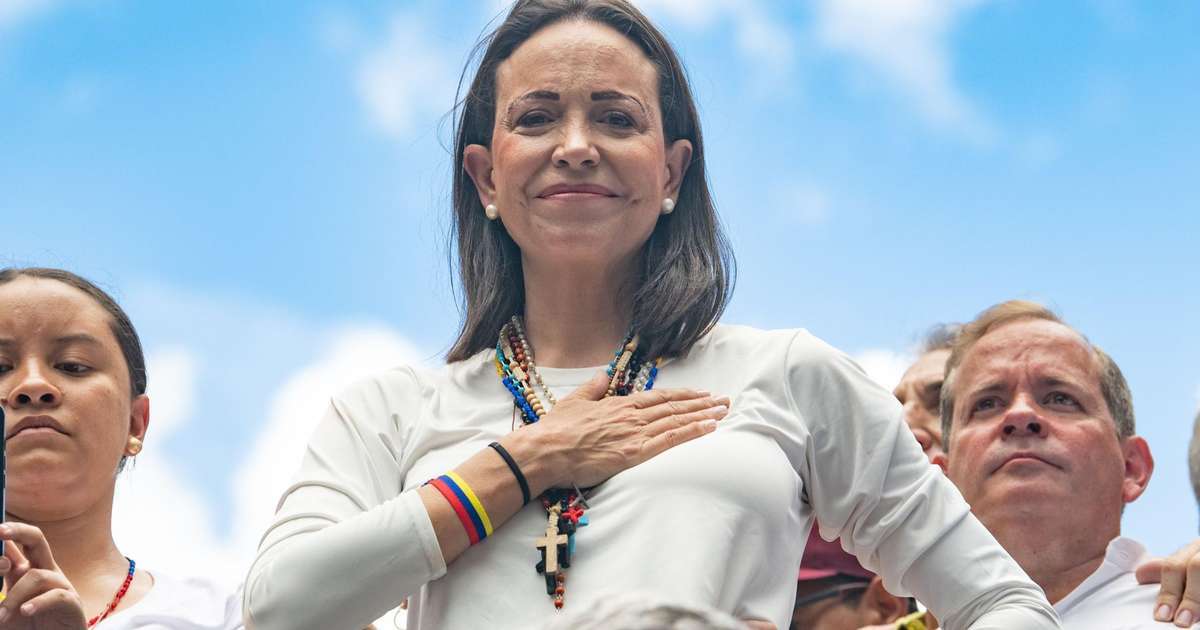 María Corina Machado: 'Maduro não sairá sozinho do poder, é preciso fazê-lo sair'