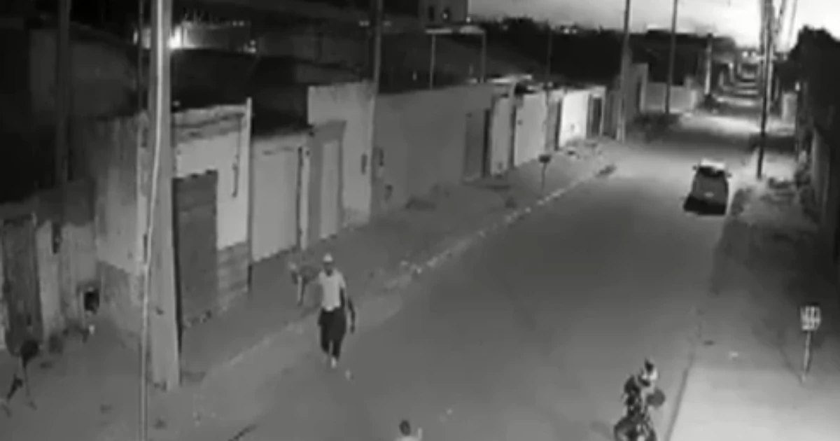 Bebê de 1 ano morre atropelado enquanto brincava na porta de casa no interior da Bahia
