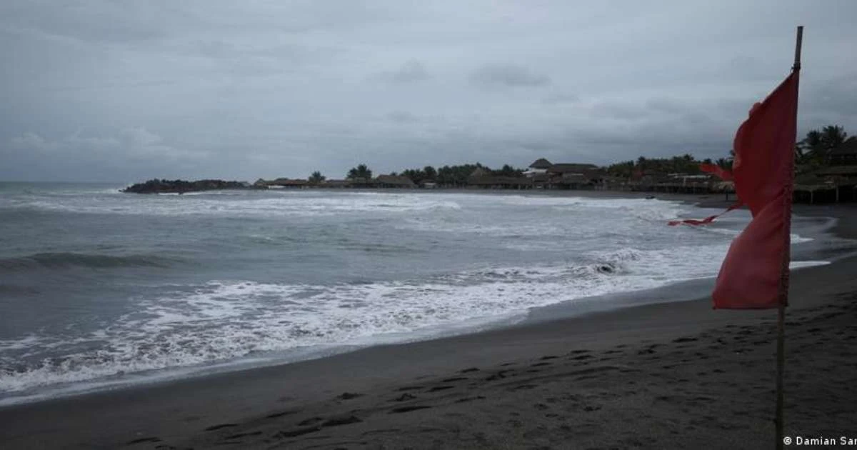 Terremoto de 7,4 atinge sul do México e gera alerta de tsunami
