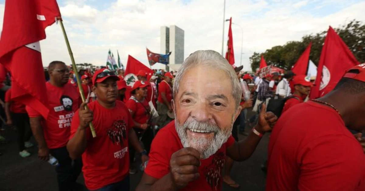 MST cobra Lula por reforma agrária: 'Soberania nacional só é possível com soberania alimentar'