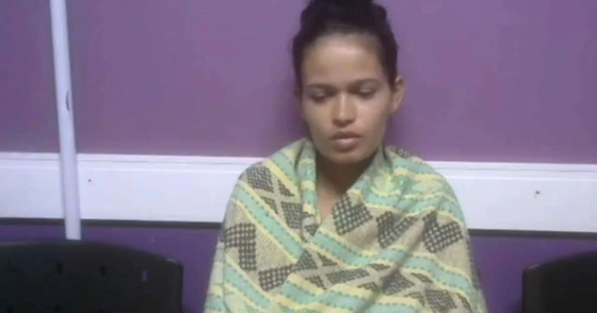 Mãe de bebê morta em AL confessa crime em vídeo: 'Sufoquei com a almofada da sala'