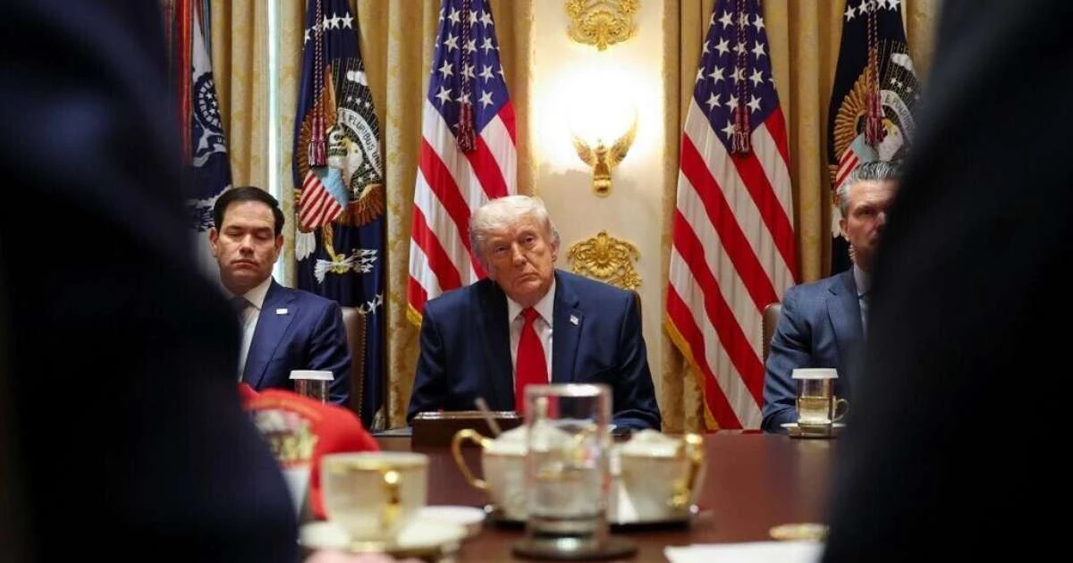 EUA e Irã voltam a se atacar e desafiam cessar-fogo; Trump nega acordo que daria a Teerã controle de Ormuz