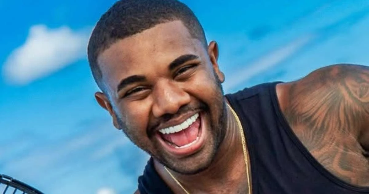 Davi Brito revela novos planos estéticos após cirurgia plástica