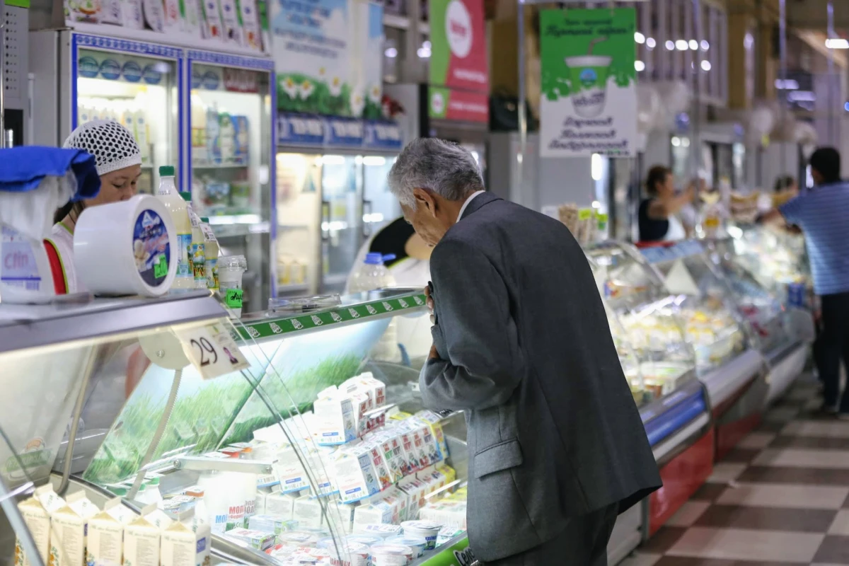 Сокращать импорт колбасных изделий, молочных продуктов и рыбы планирует Казахстан