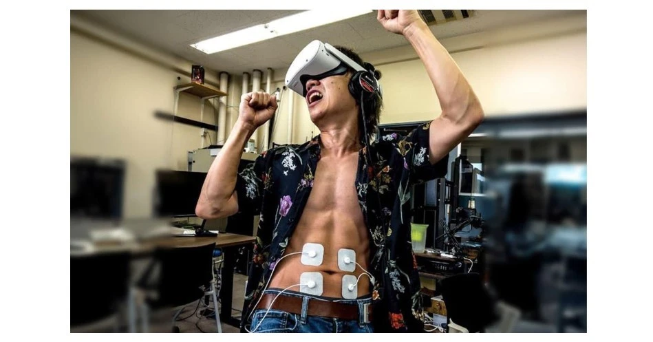 「音のない重低音」を鳴らすスピーカー、筑波大が開発　腹筋に電気刺激、重低音を再現