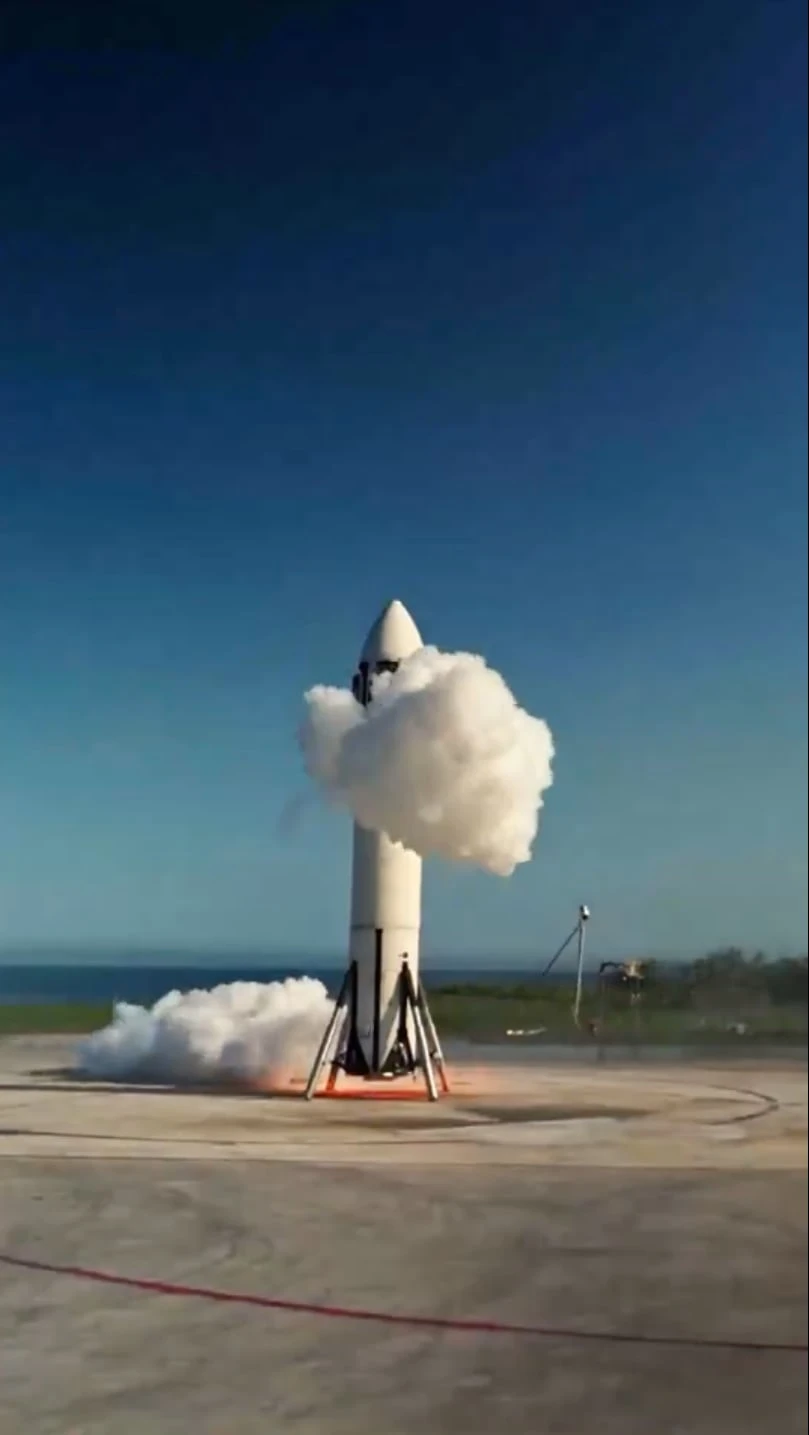 ホンダ、再使用型ロケットの離着陸実験に成功　目標地点との誤差37cm