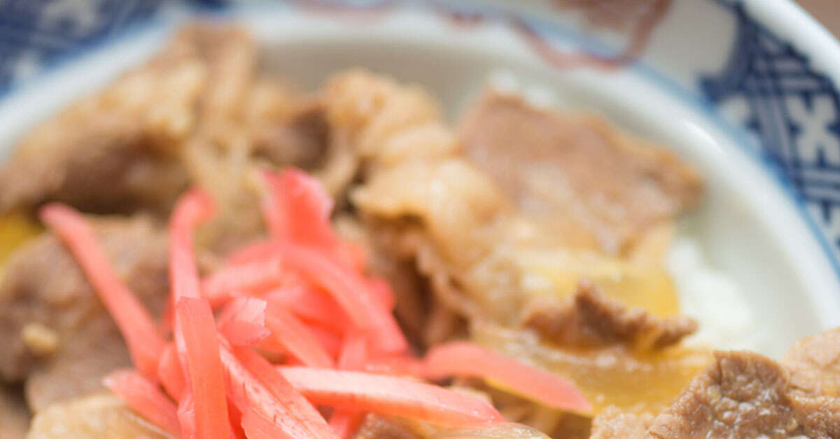 誰が牛丼チェーンの王者になるのか？　飽和状態の「牛丼御三家」　三者三様の取り組みに迫る