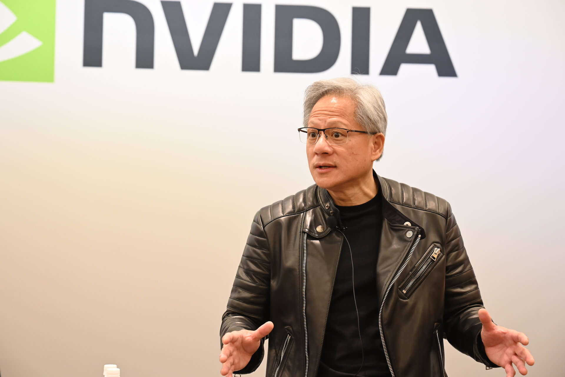 「日本なくしてNVIDIAはなかった」　フアンCEOが語った真意は？