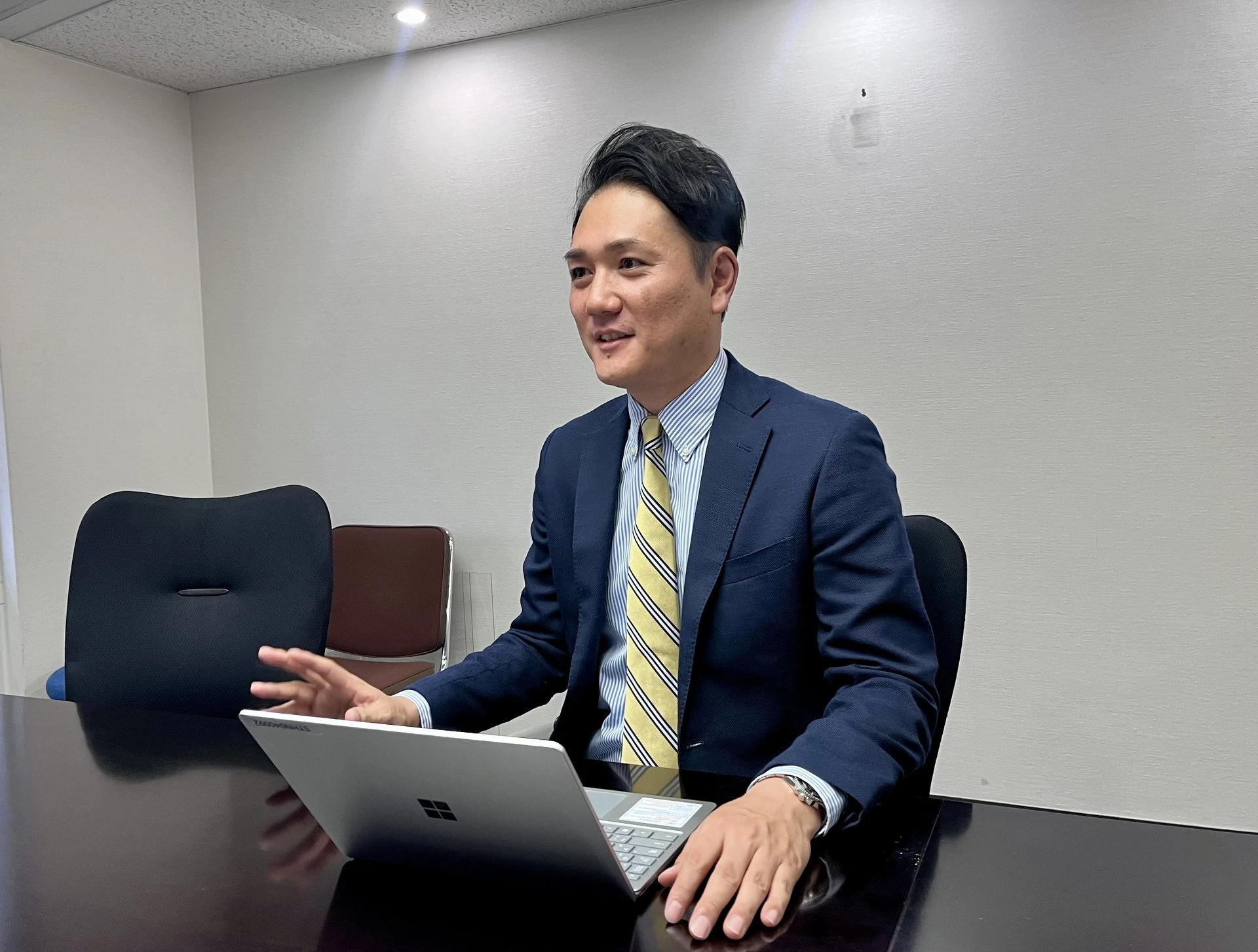 「あの商工中金がAI研修?!」　完全民営化で加速する“営業力改革”の中身とは
