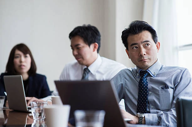 35歳以降に出た新技術は「受け入れがたい」……？　自治体でAI活用が進まない根本要因とは