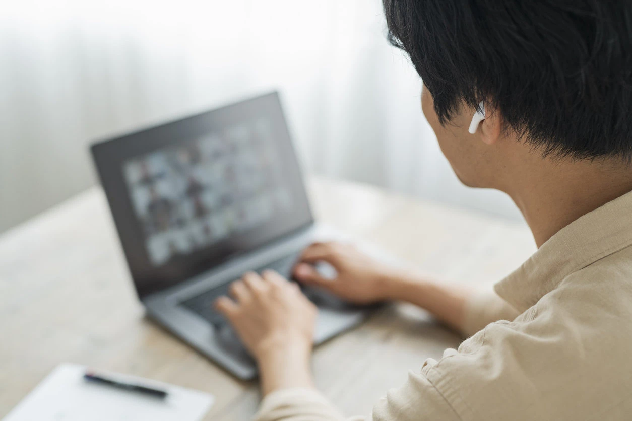 就活生が企業セミナーに「わざわざリアル参加」する理由とは？