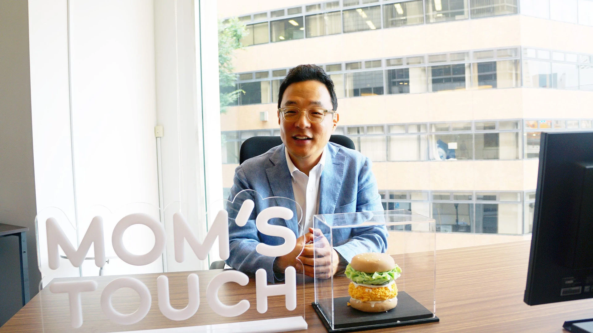 渋谷マックの跡地にオープン　韓国バーガー「MOM‘S TOUCH」社長に聞く出店戦略