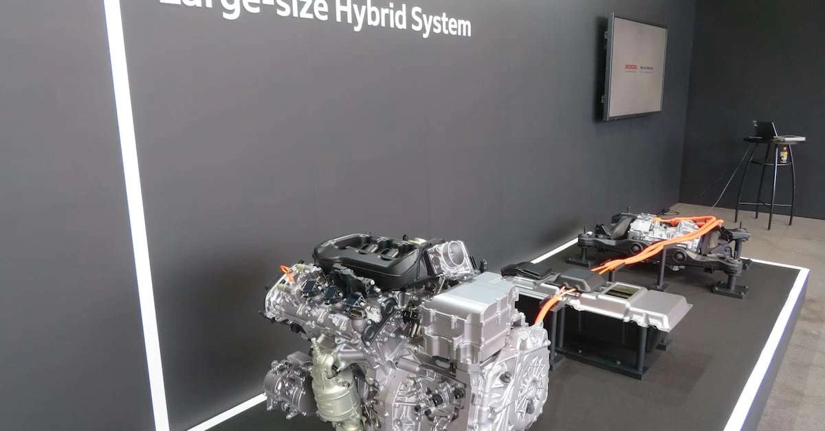 ホンダが描く「大型HVの逆襲」　燃費3割アップ、加速も進化