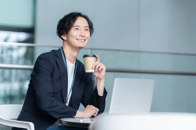 テレワーク Vs. 出社　50代会社員はどっちを希望する？