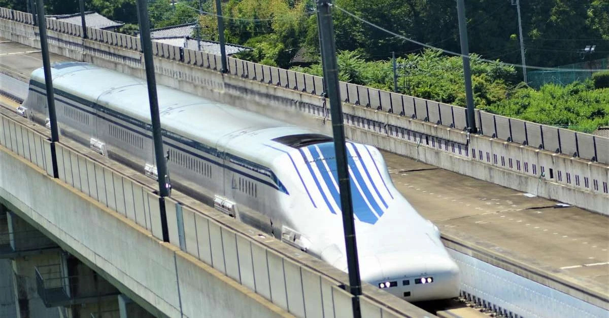 山梨県内のリニア実験線走行試験を再開　JR東海　車両出火で中止、1カ月ぶり