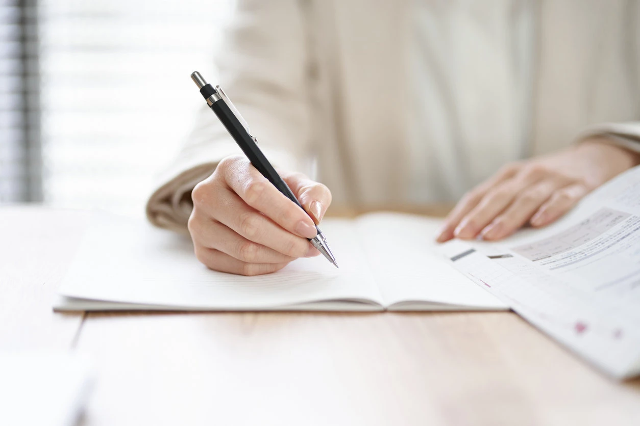 資格は実際に役立っている？　日商簿記、TOEIC、宅建……取得者に聞く